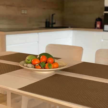Ubytovani V Beskydech - Apartman Patrik เชลาดนา ภายนอก รูปภาพ